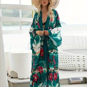 🎁 Sale! 🎁 Slinky Boho kimono beachwear coverup robe, plus-sized, fits 1X or 2X